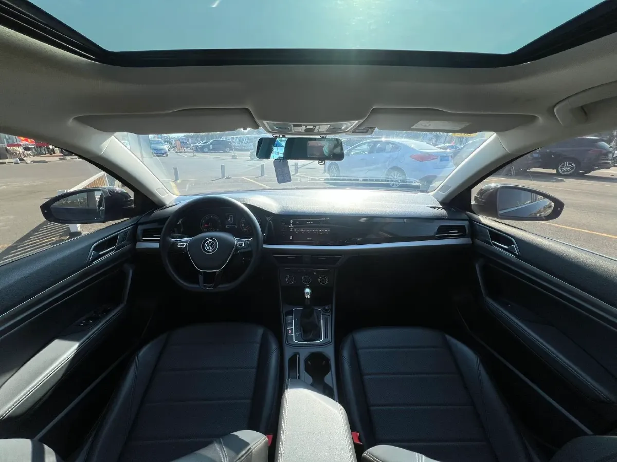 2021 Volkswagen Lavida 1.5L 113HP L4 6AT,autocango,china used car exporter,china ev exporter,chinese used car exporter,chinese used ev exporter