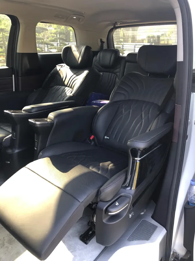 2023 GAC Trumpchi M8 2.0T 252HP L4 8AT,autocango,china used car exporter,china ev exporter,chinese used car exporter,chinese used ev exporter