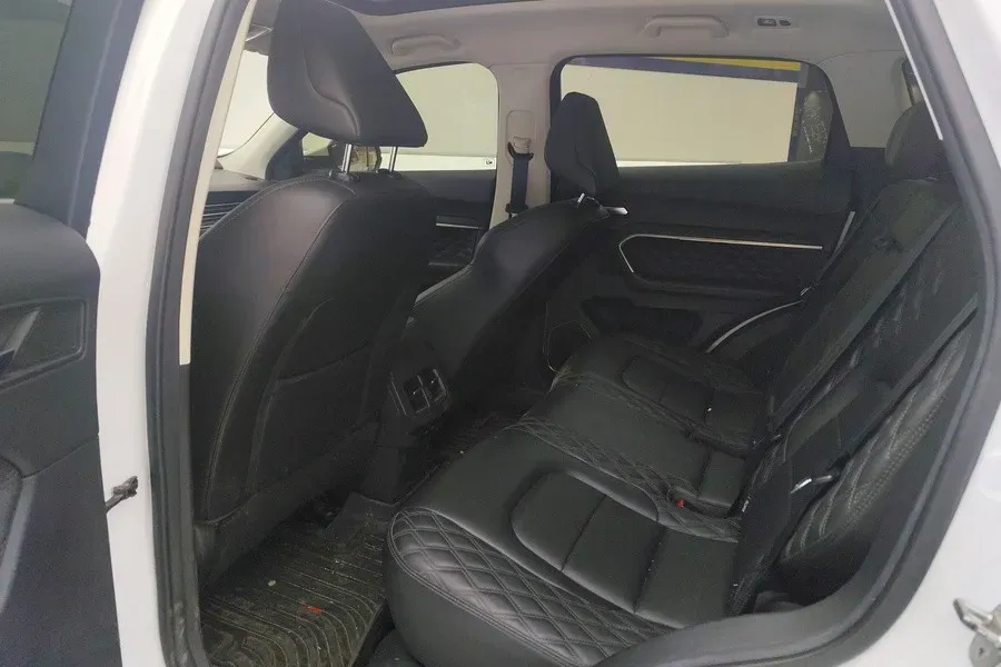 2020 Haval H6 1.5T 169HP L4 7DCT,autocango,china used car exporter,china ev exporter,chinese used car exporter,chinese used ev exporter