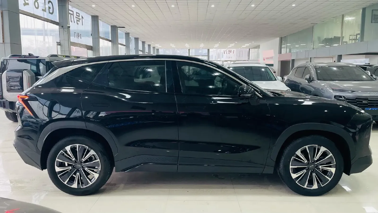 2023 Jetour DASHING 1.6T 197HP L4 7DCT,autocango,china used car exporter,china ev exporter,chinese used car exporter,chinese used ev exporter