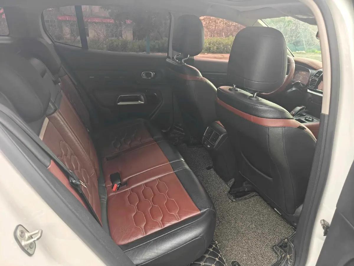 2017 Citroen C5 Aircross 1.8T 204HP L4 6AT,autocango,china used car exporter,china ev exporter,chinese used car exporter,chinese used ev exporter