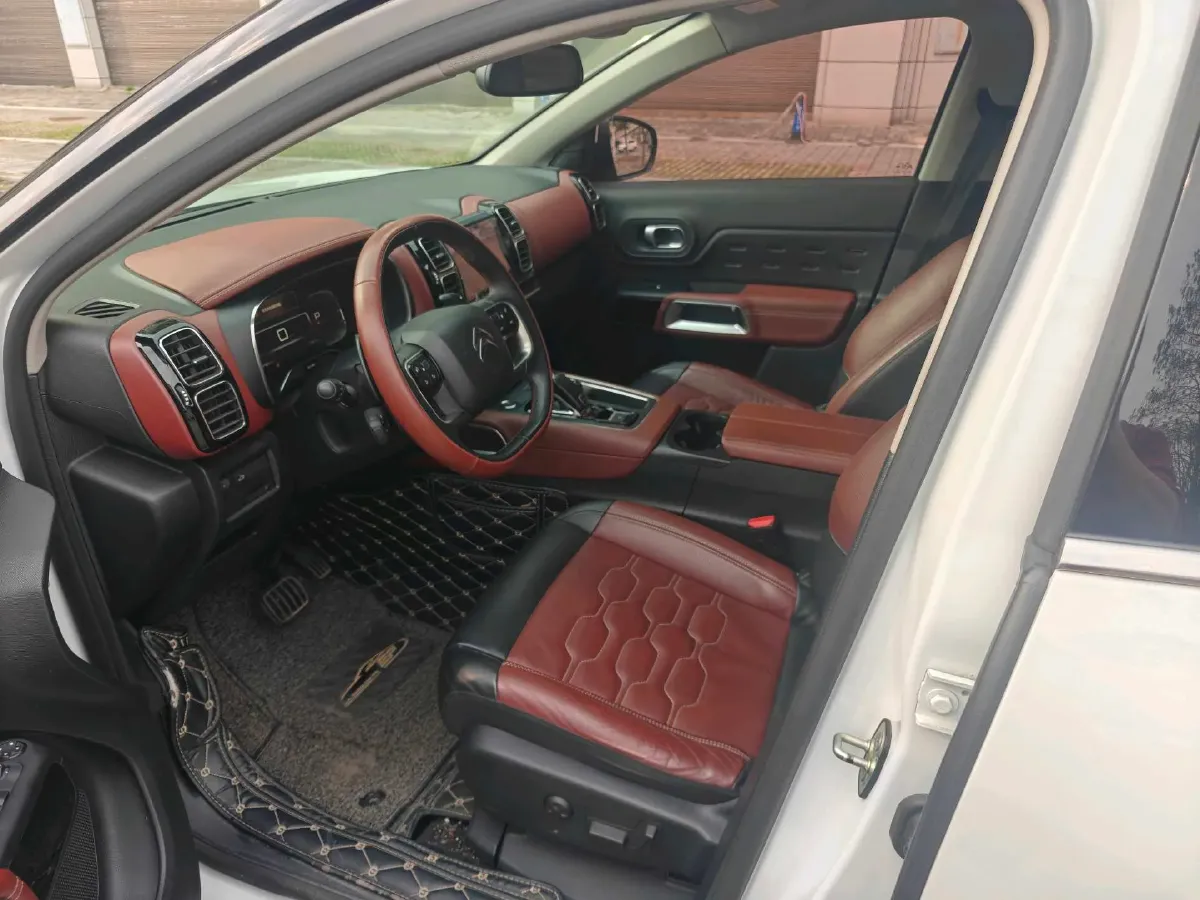 2017 Citroen C5 Aircross 1.8T 204HP L4 6AT,autocango,china used car exporter,china ev exporter,chinese used car exporter,chinese used ev exporter