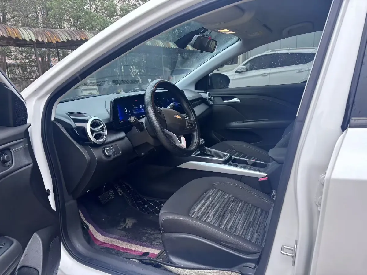 2024 Chevrolet Monza 1.5L 113HP L4 6DCT,autocango,china used car exporter,china ev exporter,chinese used car exporter,chinese used ev exporter
