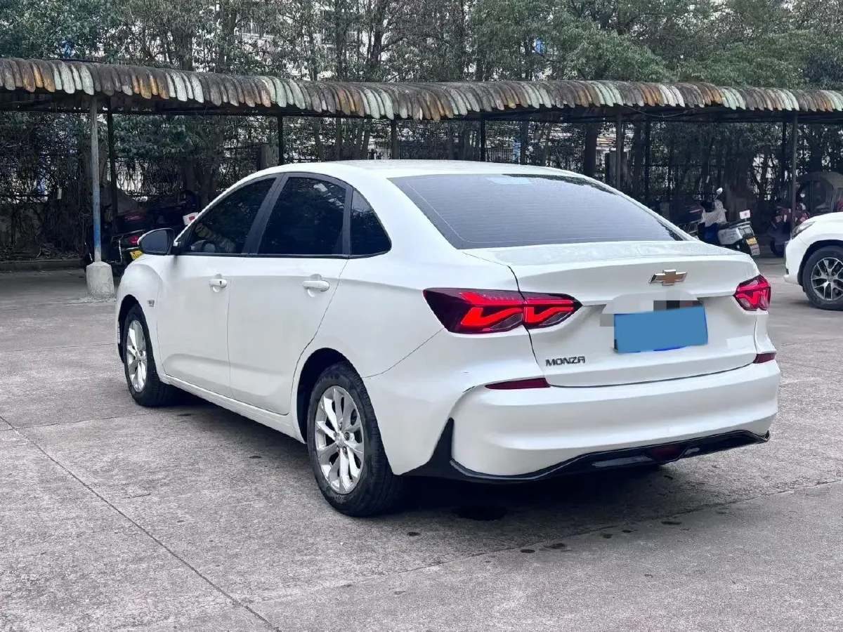 2024 Chevrolet Monza 1.5L 113HP L4 6DCT,autocango,china used car exporter,china ev exporter,chinese used car exporter,chinese used ev exporter