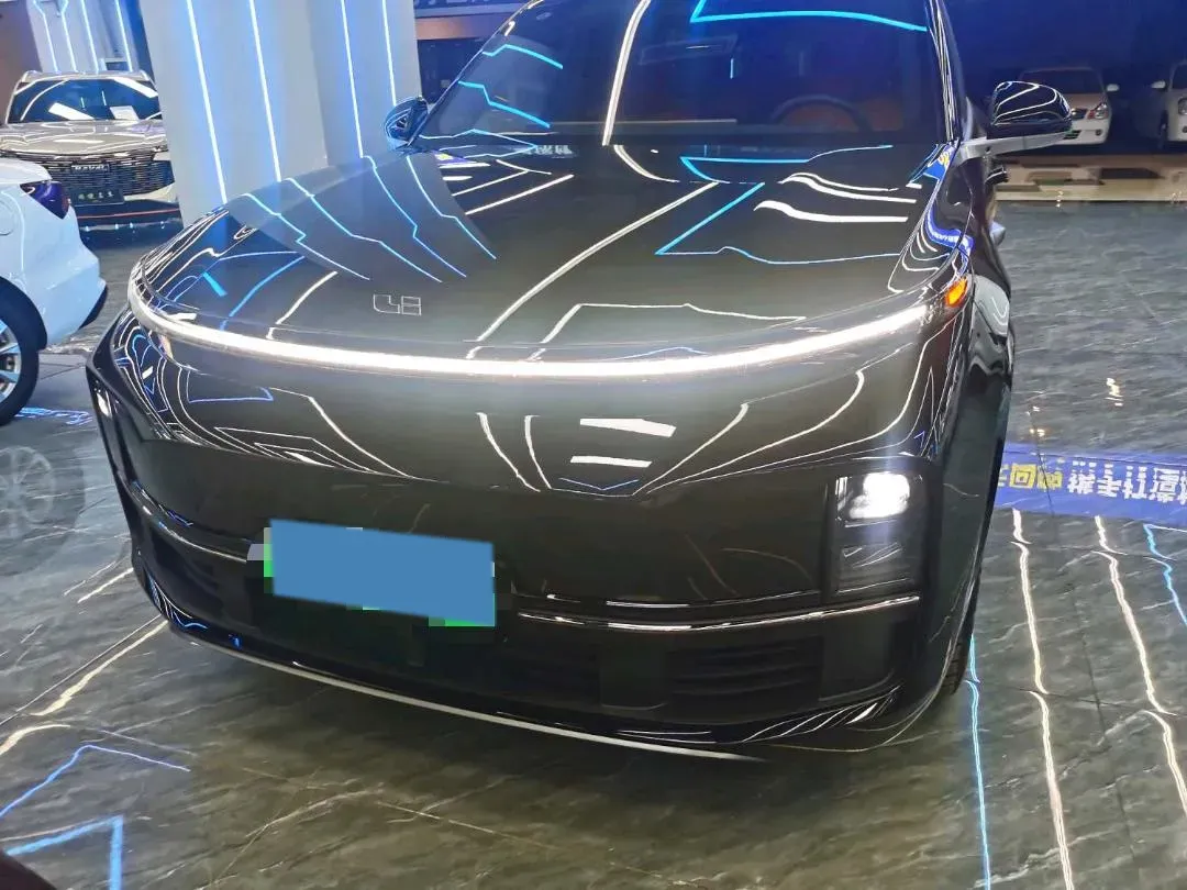 2023 Li L8 Range Extended 154HP REEV 40.9KWH,autocango,china used car exporter,china ev exporter,chinese used car exporter,chinese used ev exporter