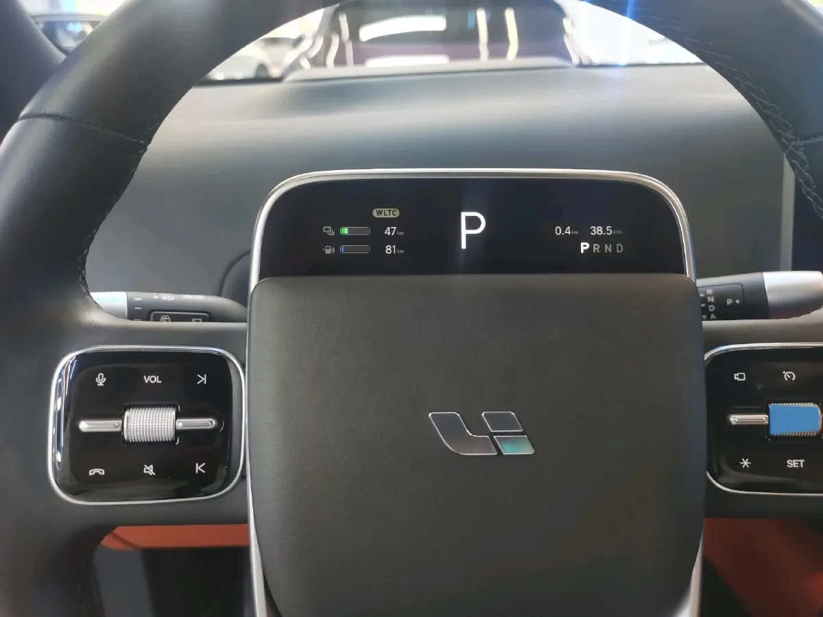 2023 Li L8 Range Extended 154HP REEV 40.9KWH,autocango,china used car exporter,china ev exporter,chinese used car exporter,chinese used ev exporter