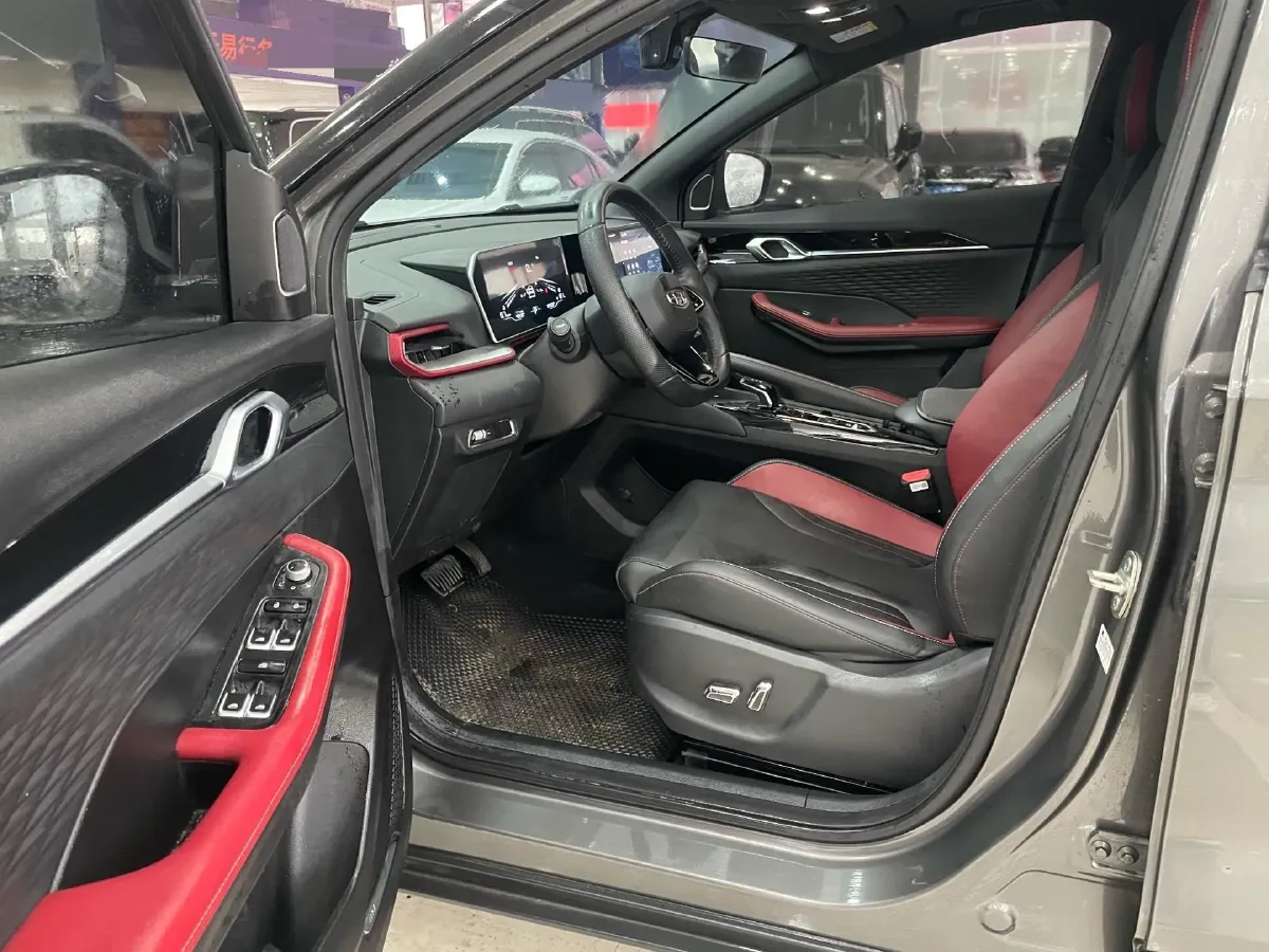 2023 Geely Coolray 1.5T 181HP L4 7DCT,autocango,china used car exporter,china ev exporter,chinese used car exporter,chinese used ev exporter