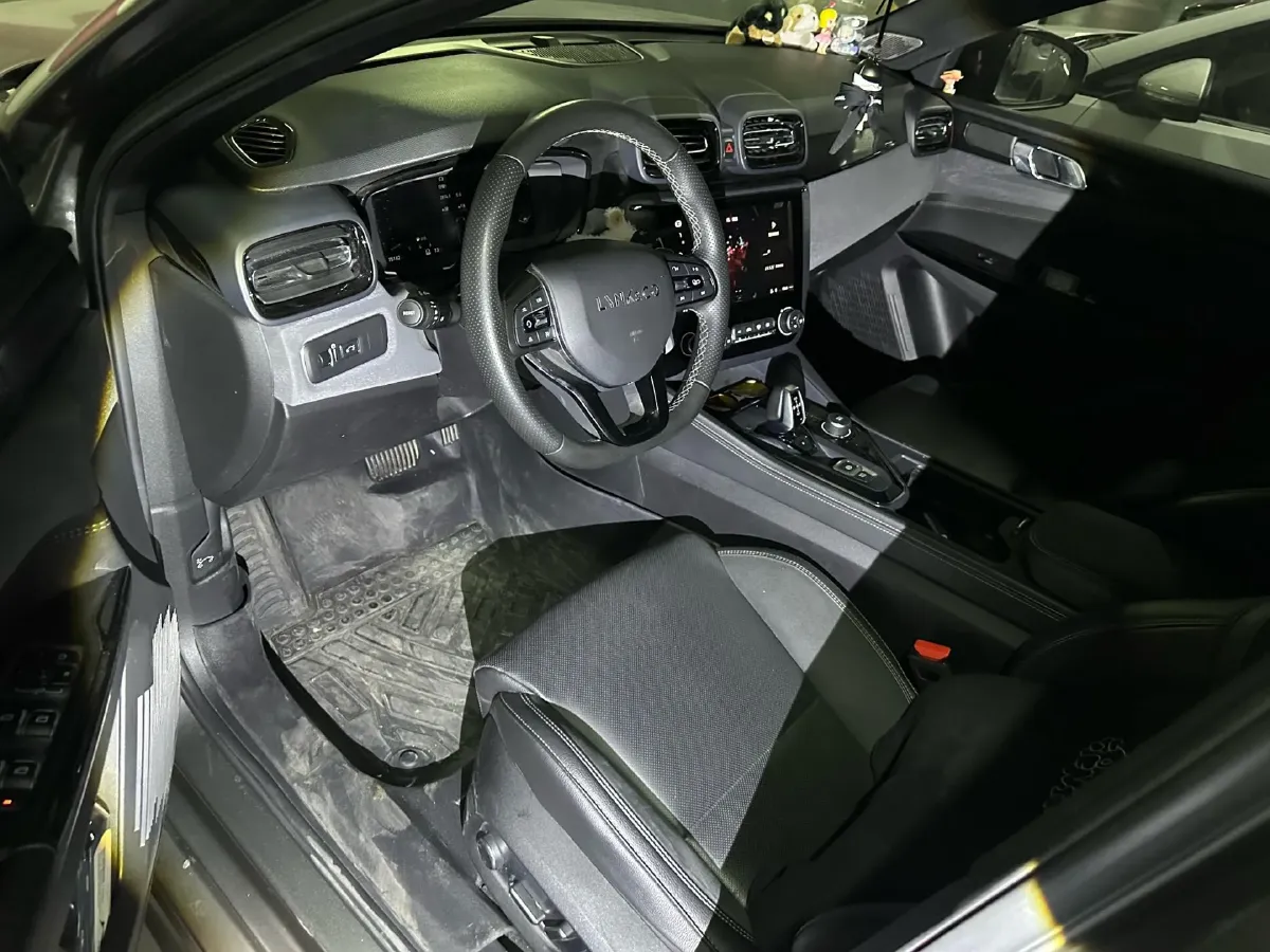 2021 LYNK&CO 03 2.0T 190HP L4 6AT,autocango,china used car exporter,china ev exporter,chinese used car exporter,chinese used ev exporter