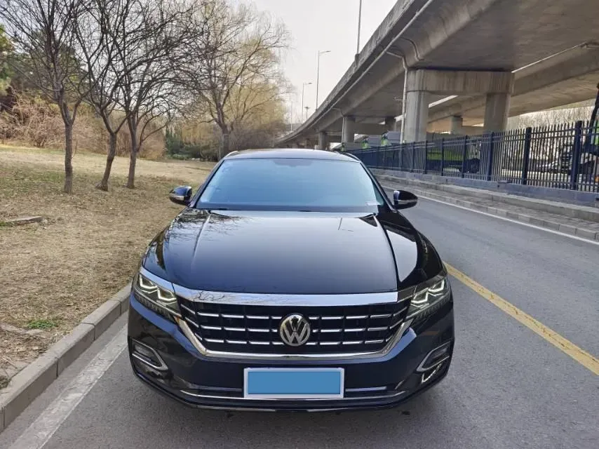 2019 Volvo V40 1.5T 152HP L4 6AT,autocango,china used car exporter,china ev exporter,chinese used car exporter,chinese used ev exporter