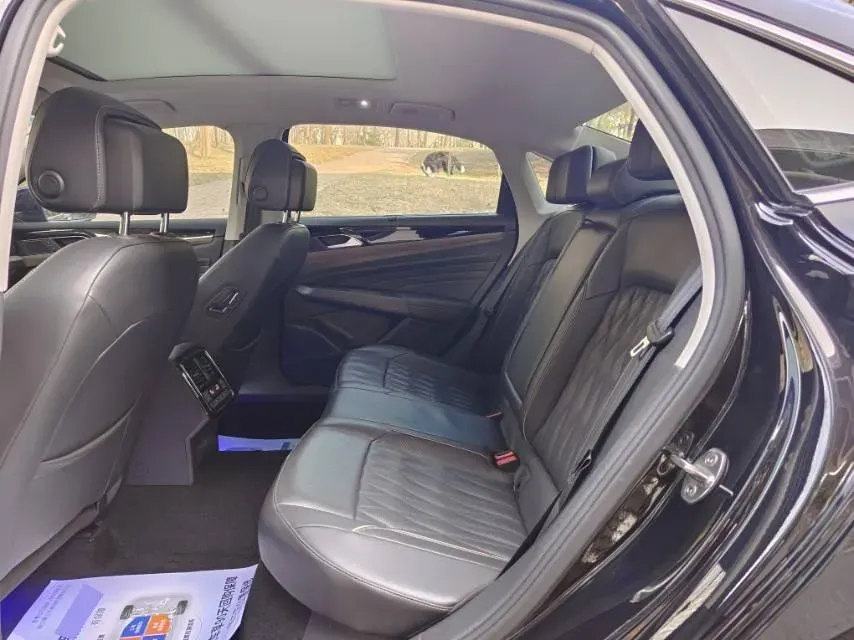 2019 Volvo V40 1.5T 152HP L4 6AT,autocango,china used car exporter,china ev exporter,chinese used car exporter,chinese used ev exporter