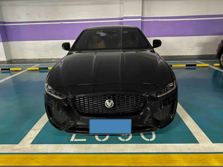 2025 Jaguar XEL 2.0T 250HP L4 8AT,autocango,china used car exporter,china ev exporter,chinese used car exporter,chinese used ev exporter