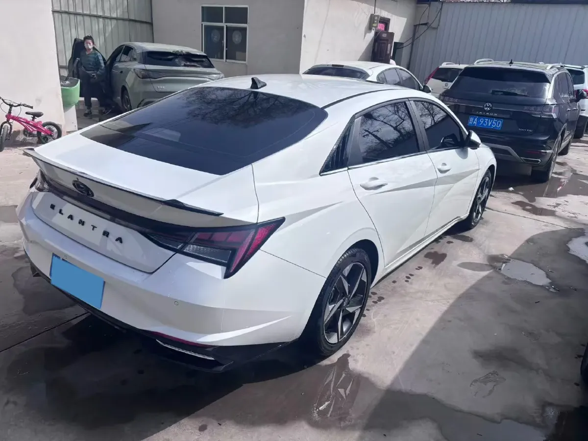 2022 Hyundai Elantra 1.5L 115HP L4 CVT,autocango,china used car exporter,china ev exporter,chinese used car exporter,chinese used ev exporter