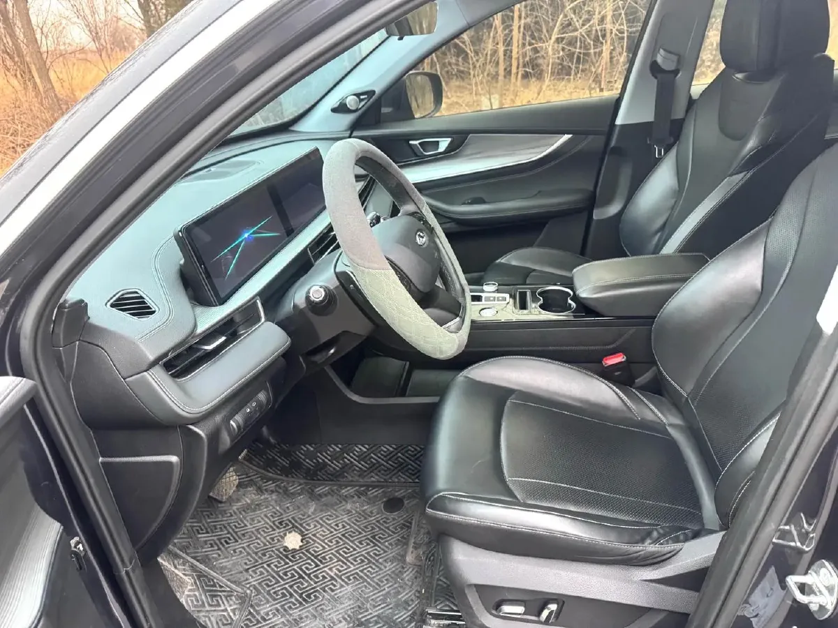 2022 Chery Tiggo 8 Plus 1.6T 197HP L4 7DCT,autocango,china used car exporter,china ev exporter,chinese used car exporter,chinese used ev exporter