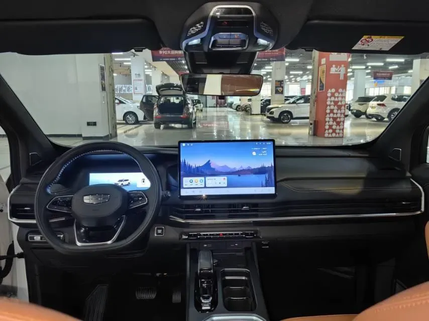 2024 Geely Okavango L 2.0T 218HP L4 7DCT,autocango,china used car exporter,china ev exporter,chinese used car exporter,chinese used ev exporter