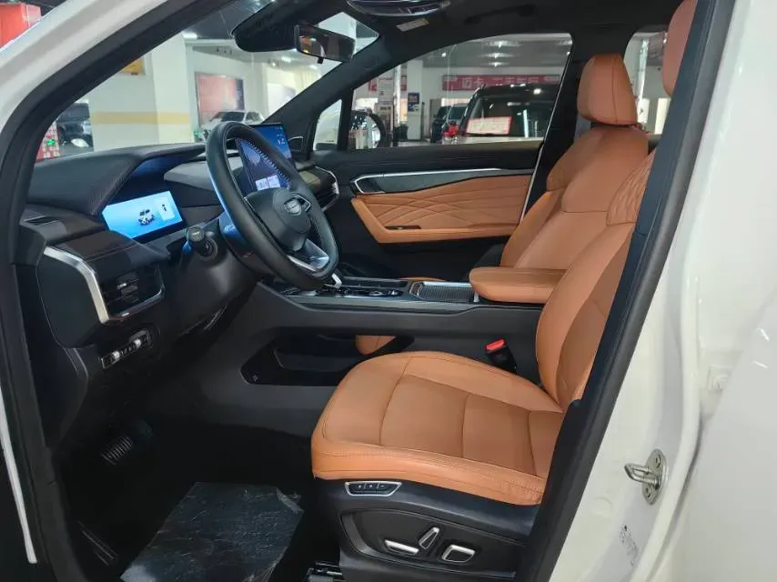 2024 Geely Okavango L 2.0T 218HP L4 7DCT,autocango,china used car exporter,china ev exporter,chinese used car exporter,chinese used ev exporter