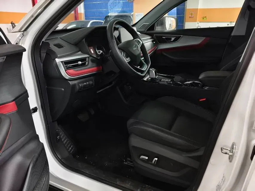 2023 Chery Tiggo 7 1.5T 156HP L4 CVT,autocango,china used car exporter,china ev exporter,chinese used car exporter,chinese used ev exporter