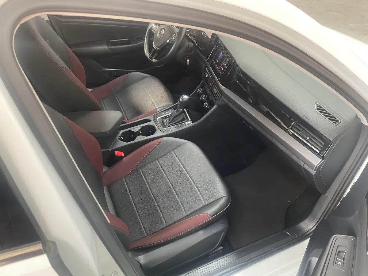 2021 Volkswagen Bora 1.5L 113HP L4 6AT,autocango,china used car exporter,china ev exporter,chinese used car exporter,chinese used ev exporter