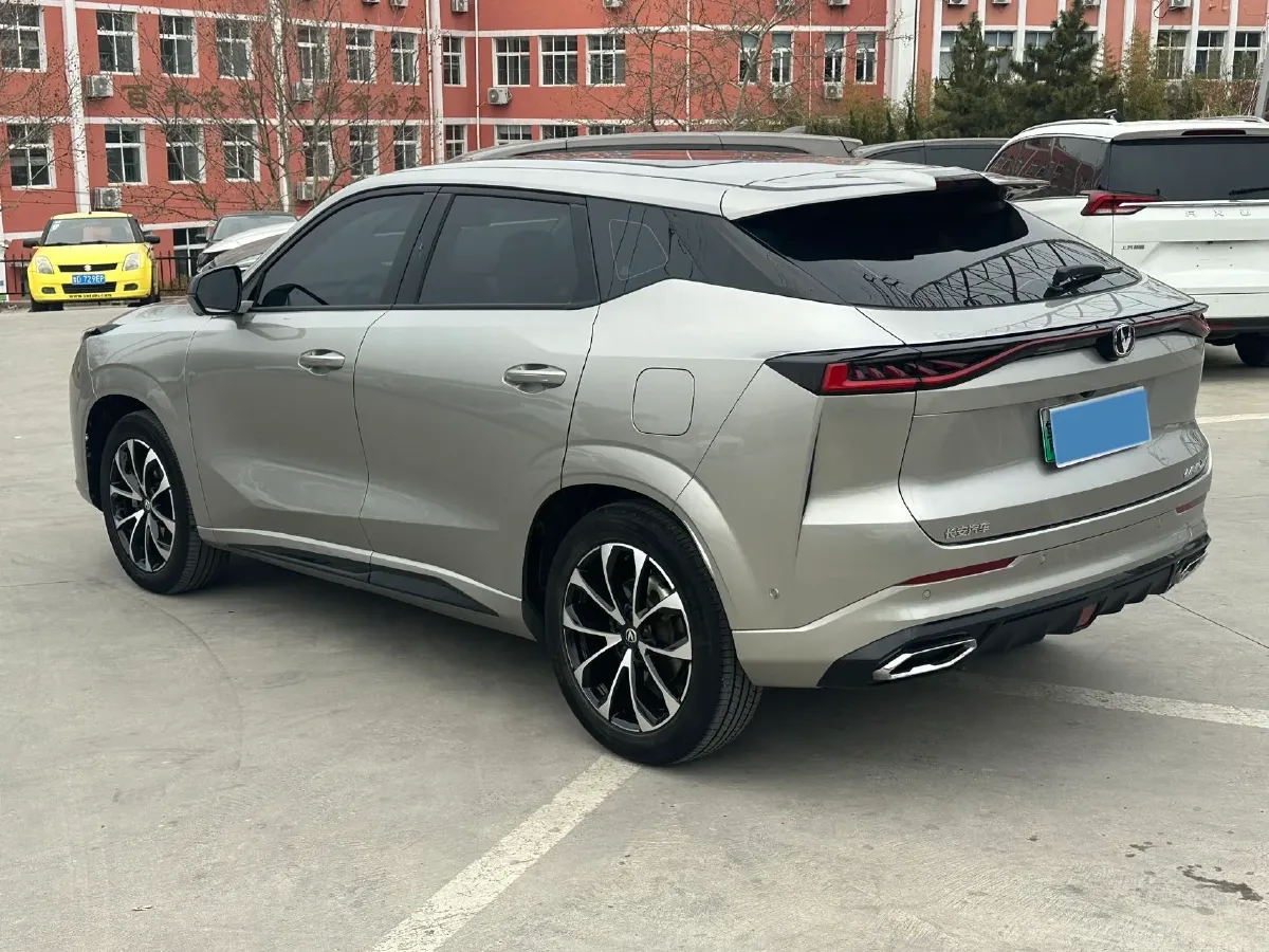 2024 ChangAn UNI-Z 1.5L 98HP L4 E-CVT PHEV 18.4KWH,autocango,china used car exporter,china ev exporter,chinese used car exporter,chinese used ev exporter