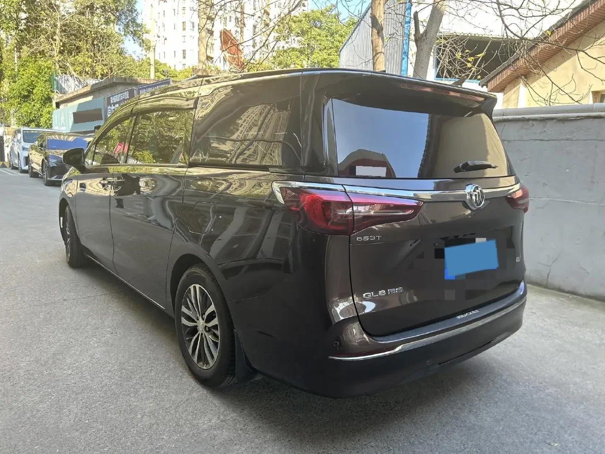 2021 Buick GL8 2.0T 237HP L4 9AT,autocango,china used car exporter,china ev exporter,chinese used car exporter,chinese used ev exporter