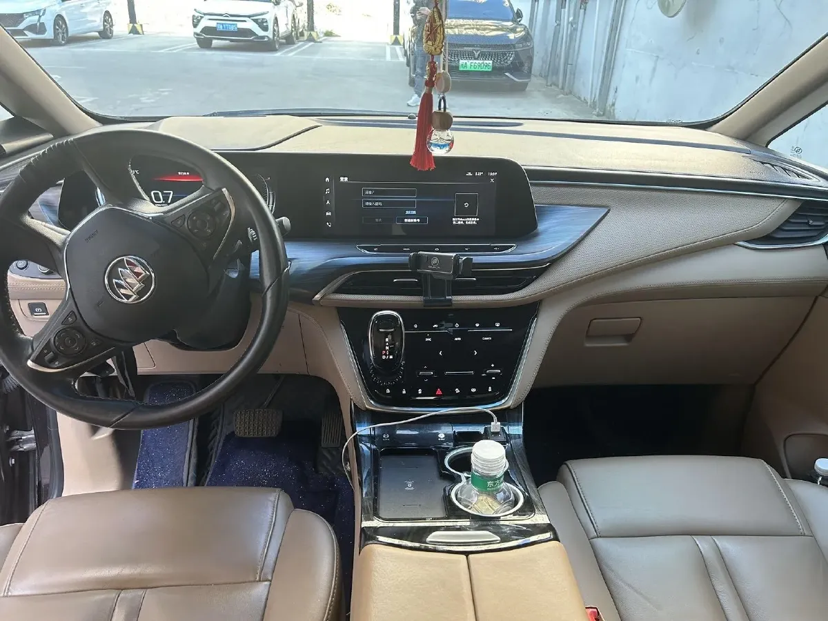 2021 Buick GL8 2.0T 237HP L4 9AT,autocango,china used car exporter,china ev exporter,chinese used car exporter,chinese used ev exporter