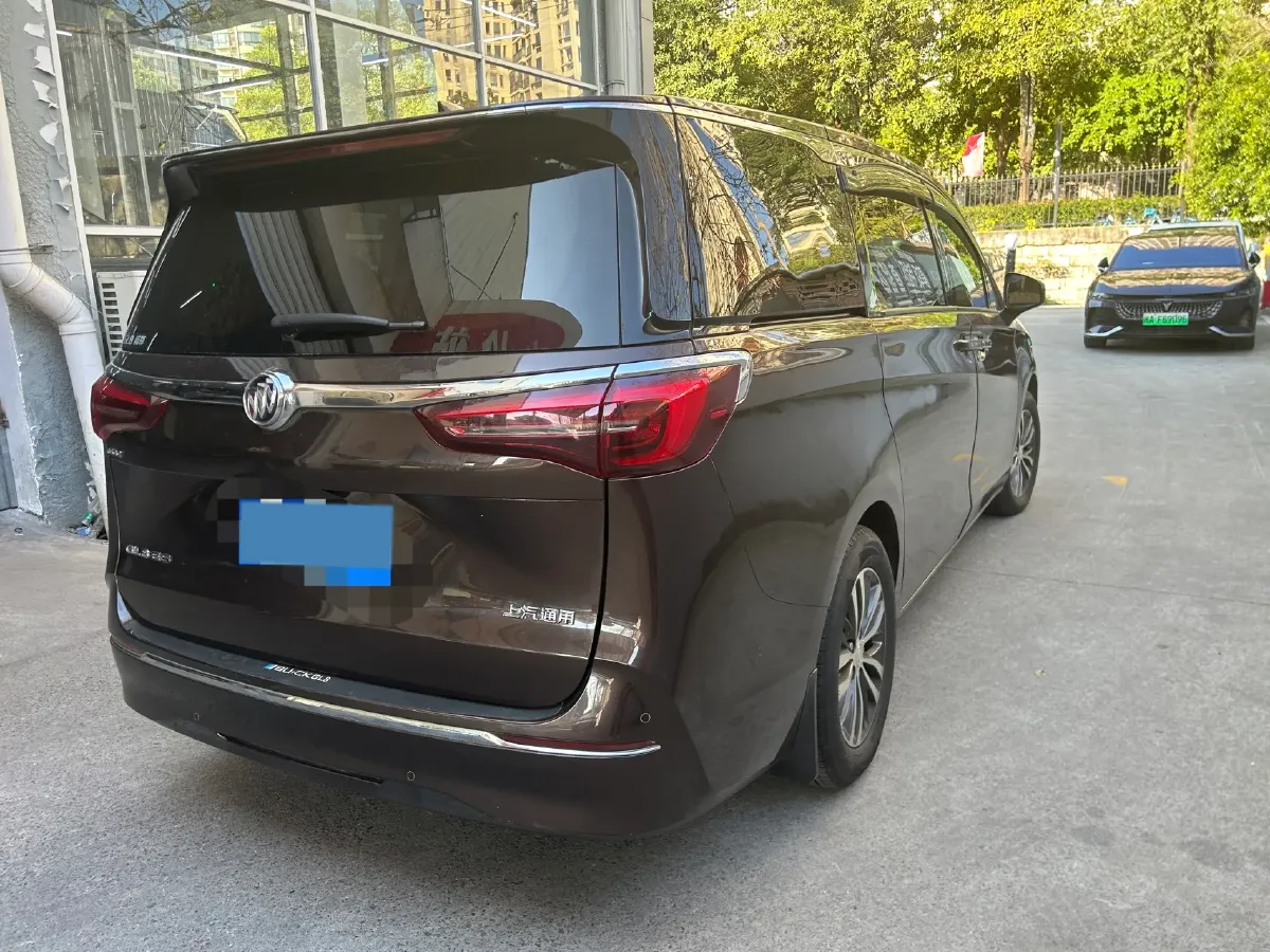 2021 Buick GL8 2.0T 237HP L4 9AT,autocango,china used car exporter,china ev exporter,chinese used car exporter,chinese used ev exporter
