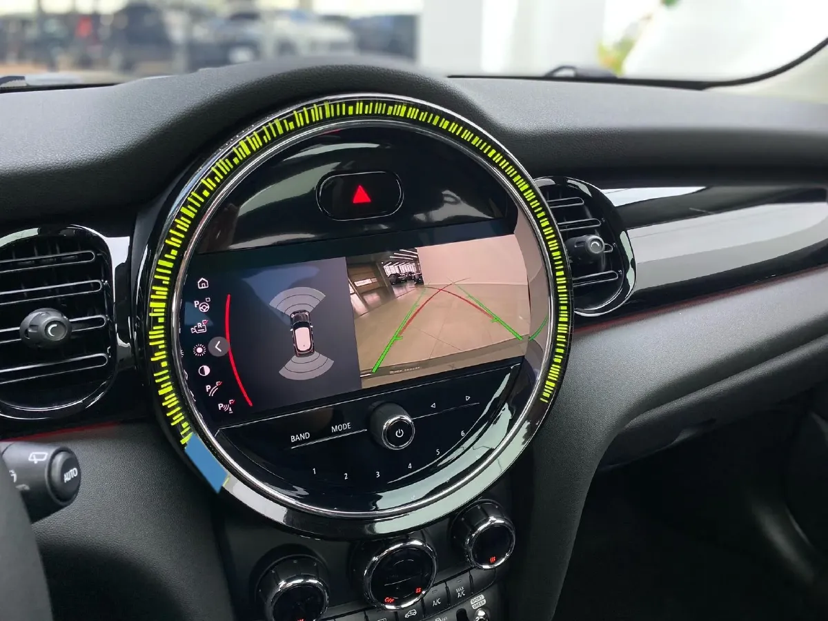 2022 MINI MINI 1.5T 136HP L3 7DCT,autocango,china used car exporter,china ev exporter,chinese used car exporter,chinese used ev exporter