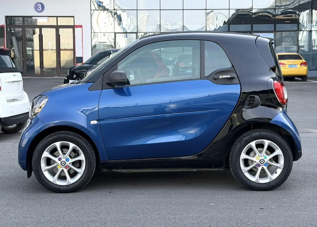 2018 HuangHai JiaoLong 2.4L 143HP L4 5AT,autocango,china used car exporter,china ev exporter,chinese used car exporter,chinese used ev exporter