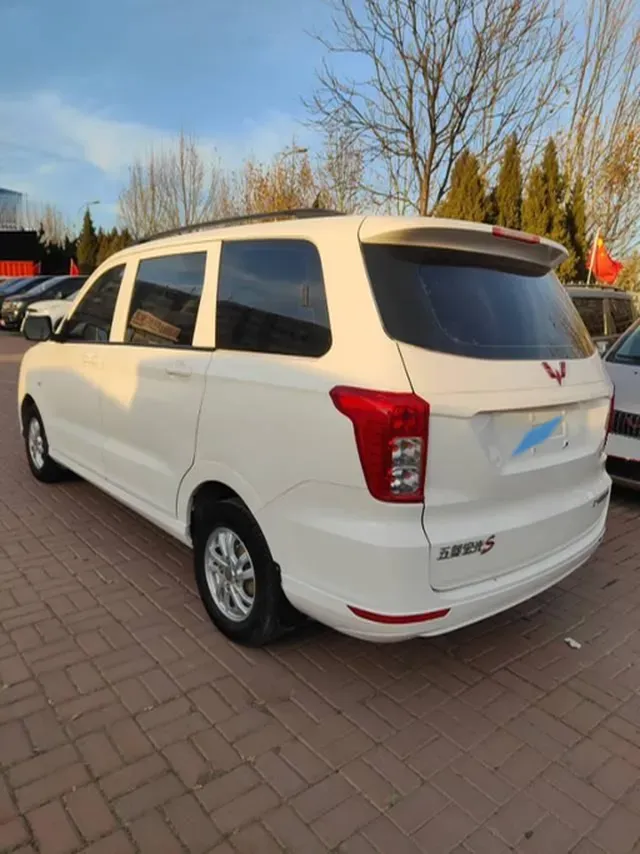 2019 WuLing HongGuang 1.5L 105HP L4 5MT,autocango,china used car exporter,china ev exporter,chinese used car exporter,chinese used ev exporter