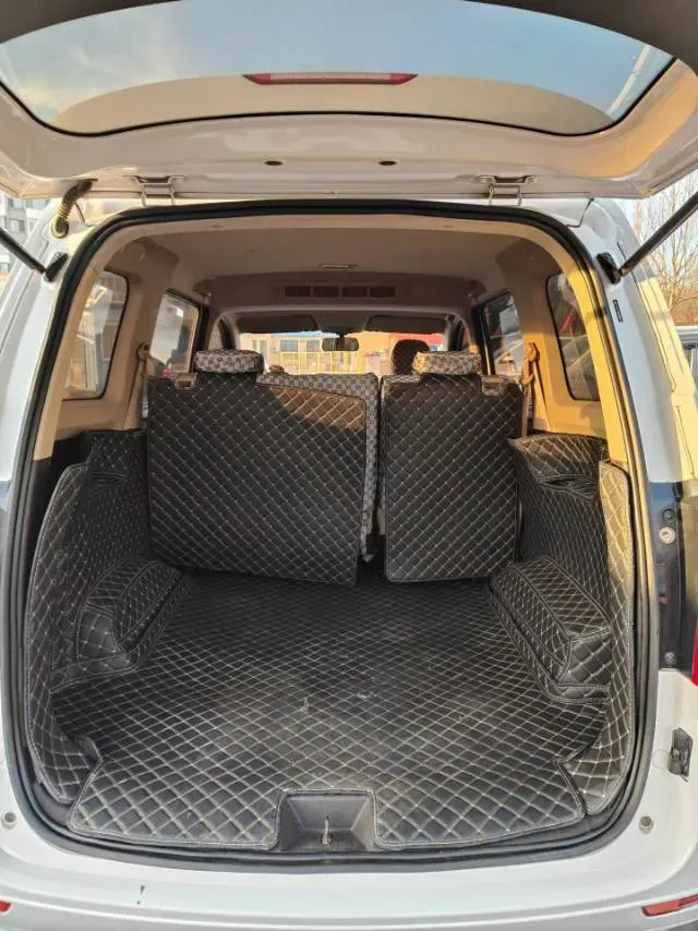 2019 WuLing HongGuang 1.5L 105HP L4 5MT,autocango,china used car exporter,china ev exporter,chinese used car exporter,chinese used ev exporter