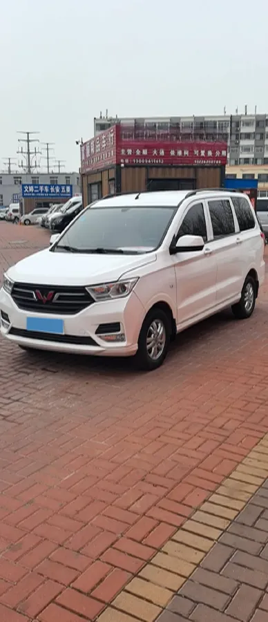 2019 WuLing HongGuang 1.5L 105HP L4 5MT,autocango,china used car exporter,china ev exporter,chinese used car exporter,chinese used ev exporter
