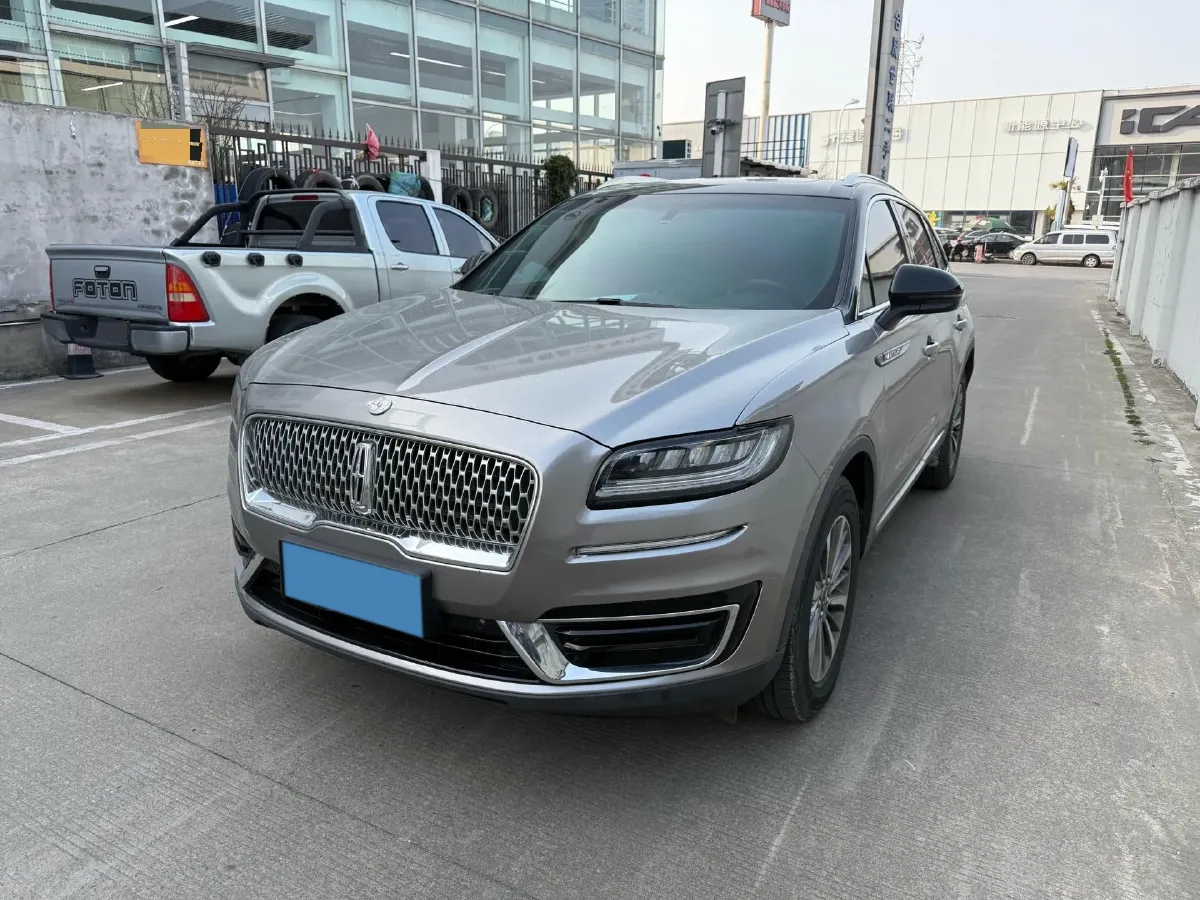 2019 Lincoln Nautilus 2.0T 224HP L4 8AT,autocango,china used car exporter,china ev exporter,chinese used car exporter,chinese used ev exporter