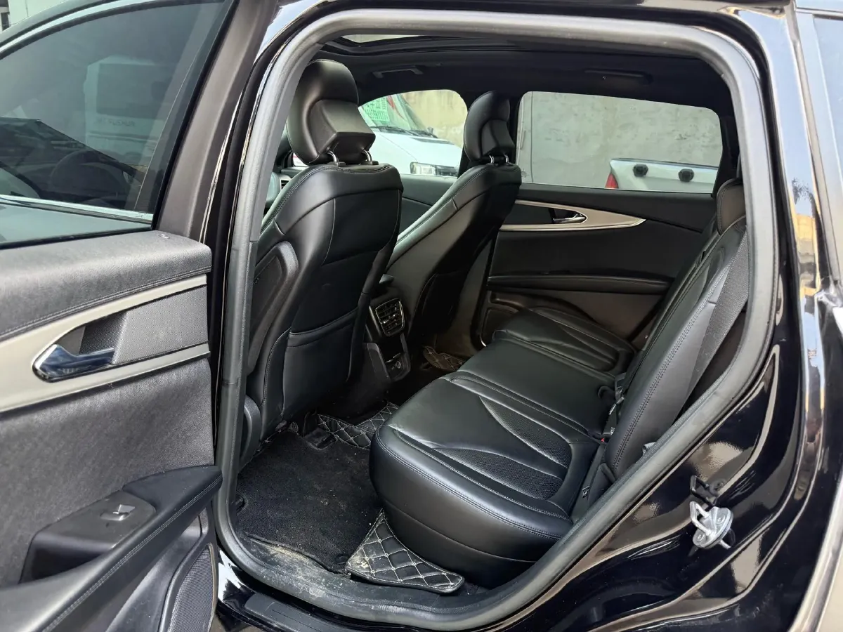 2019 Lincoln Nautilus 2.0T 224HP L4 8AT,autocango,china used car exporter,china ev exporter,chinese used car exporter,chinese used ev exporter