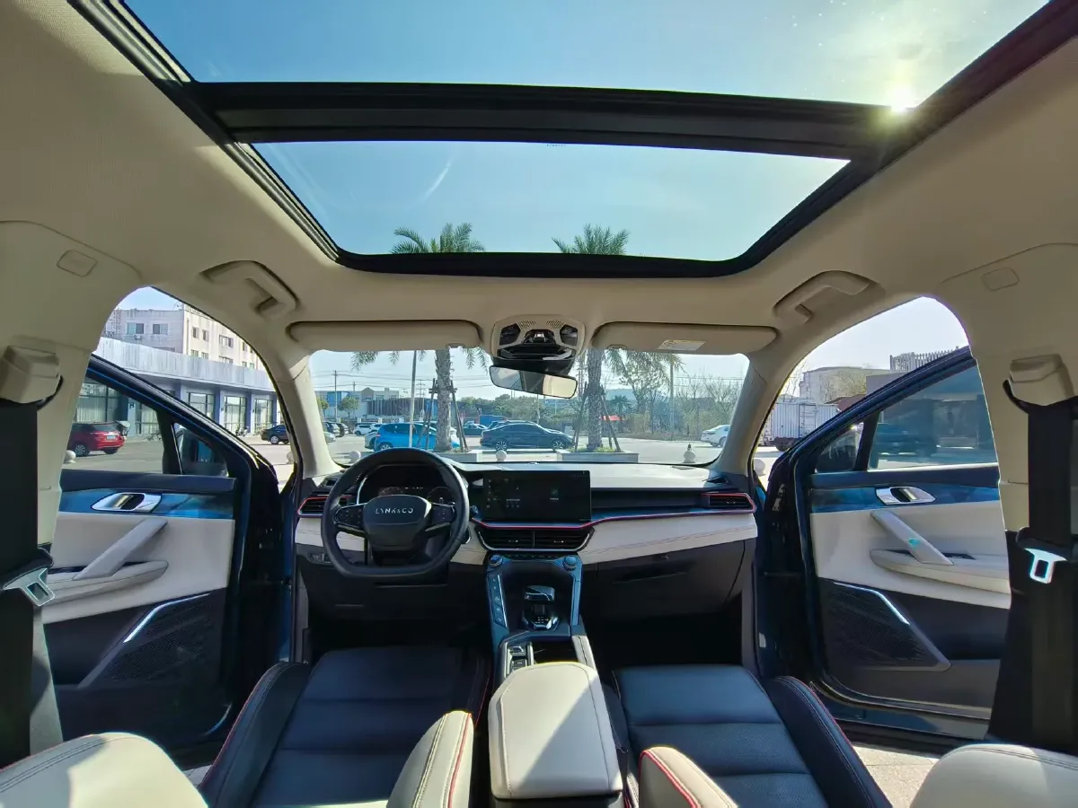 2023 LYNK&CO 06 1.5T 181HP L4 7DCT,autocango,china used car exporter,china ev exporter,chinese used car exporter,chinese used ev exporter