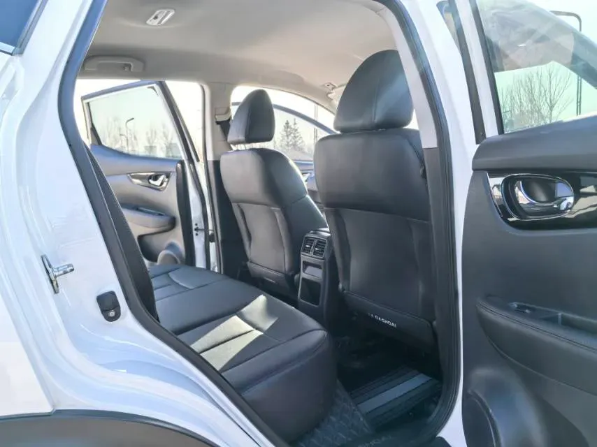 2022 Nissan Qashqai 2.0L 151HP L4 CVT,autocango,china used car exporter,china ev exporter,chinese used car exporter,chinese used ev exporter