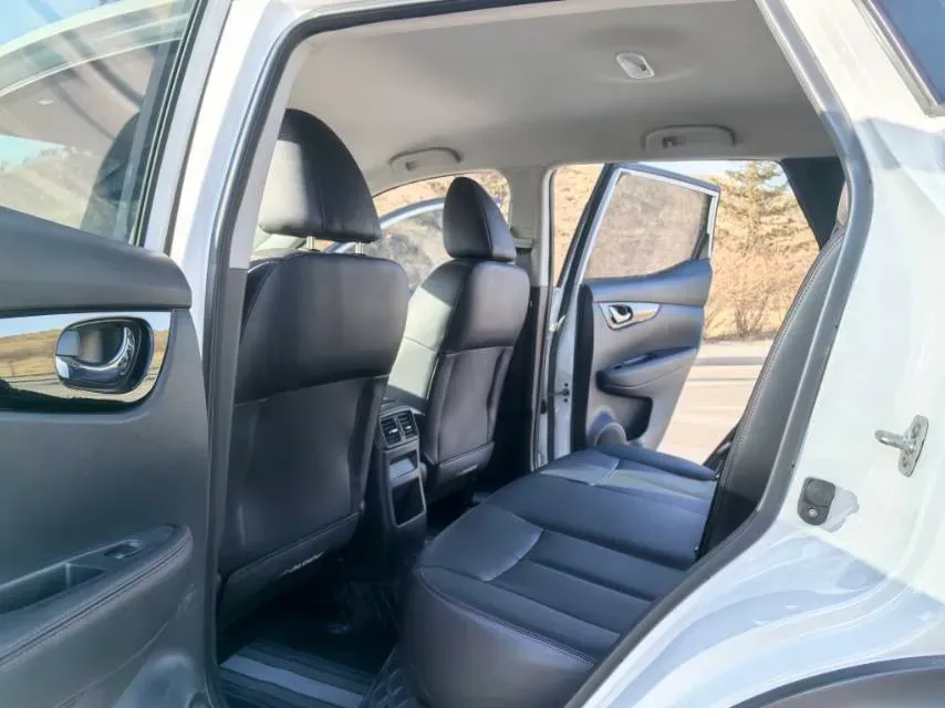 2022 Nissan Qashqai 2.0L 151HP L4 CVT,autocango,china used car exporter,china ev exporter,chinese used car exporter,chinese used ev exporter