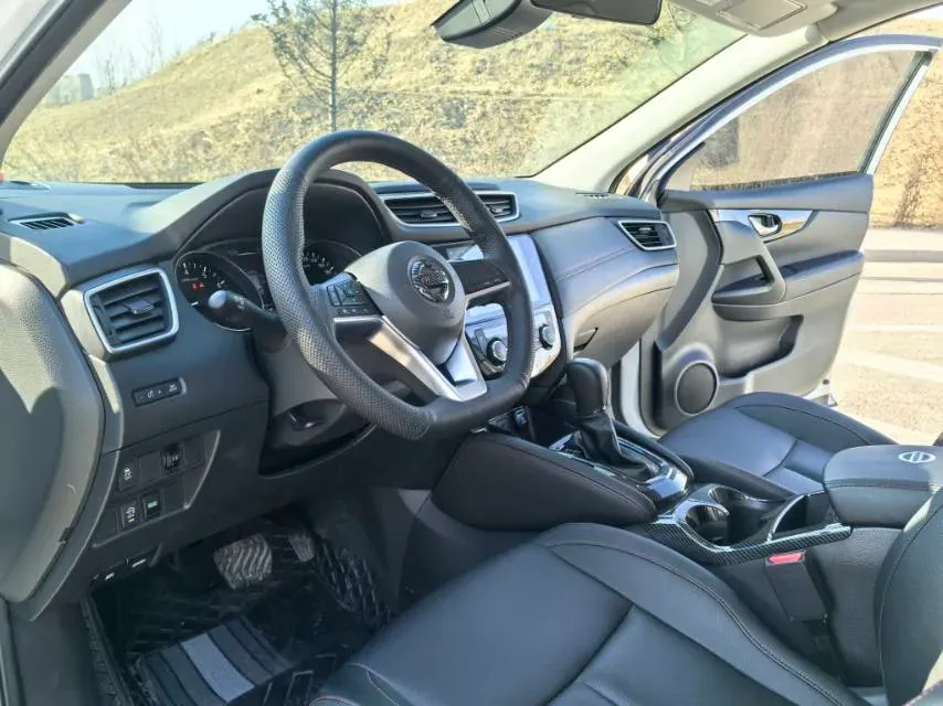 2022 Nissan Qashqai 2.0L 151HP L4 CVT,autocango,china used car exporter,china ev exporter,chinese used car exporter,chinese used ev exporter