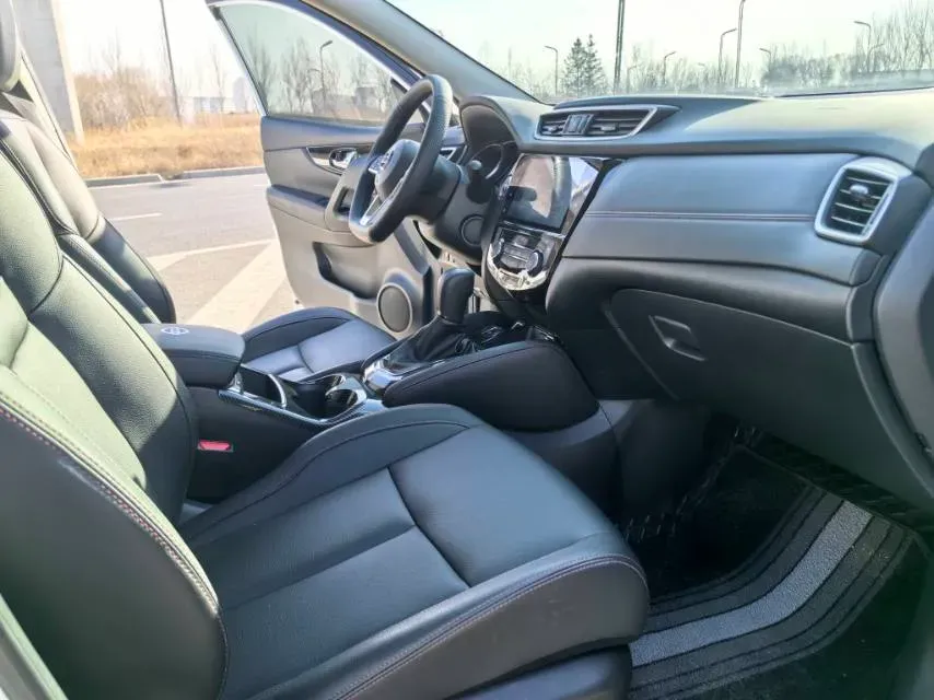 2022 Nissan Qashqai 2.0L 151HP L4 CVT,autocango,china used car exporter,china ev exporter,chinese used car exporter,chinese used ev exporter