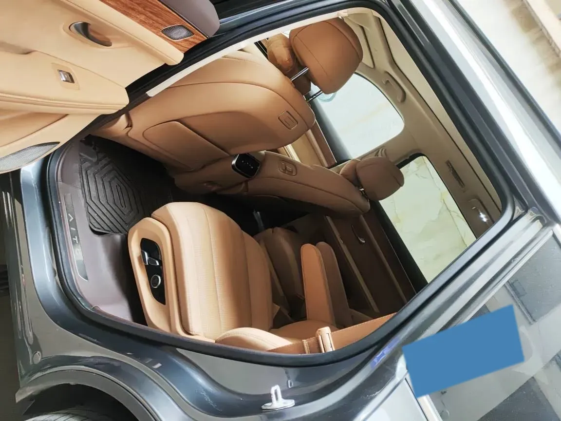 2024 AITO AITO M7 1.5T 152HP L4 REEV 42KWH,autocango,china used car exporter,china ev exporter,chinese used car exporter,chinese used ev exporter