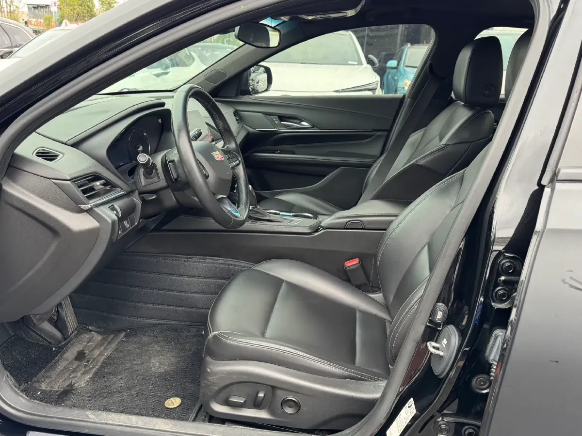 2022 Cadillac CT4 2.0T 237HP L4 8AT,autocango,china used car exporter,china ev exporter,chinese used car exporter,chinese used ev exporter