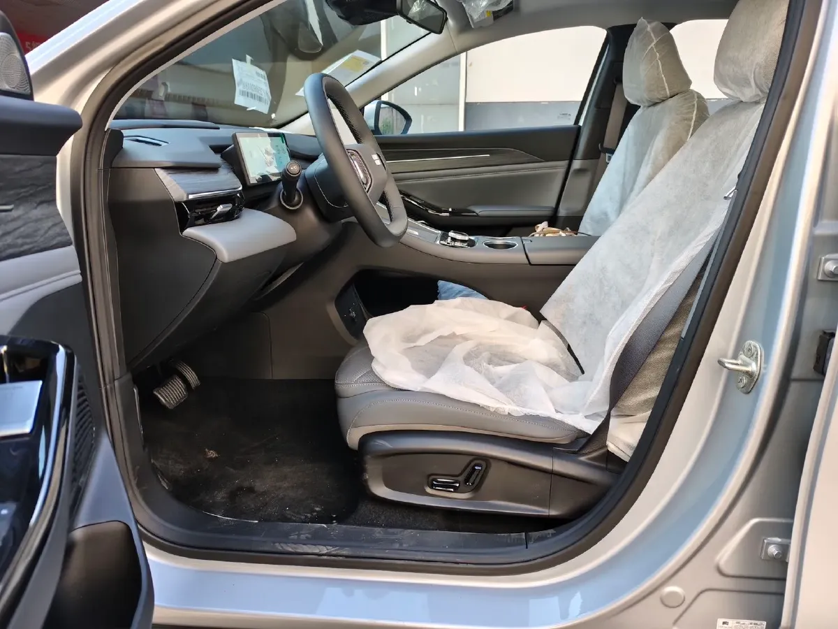 2025 BYD Sea Lion 05 DM-i 1.5L 101HP L4 E-CVT PHEV 12.9KWH,autocango,china used car exporter,china ev exporter,chinese used car exporter,chinese used ev exporter