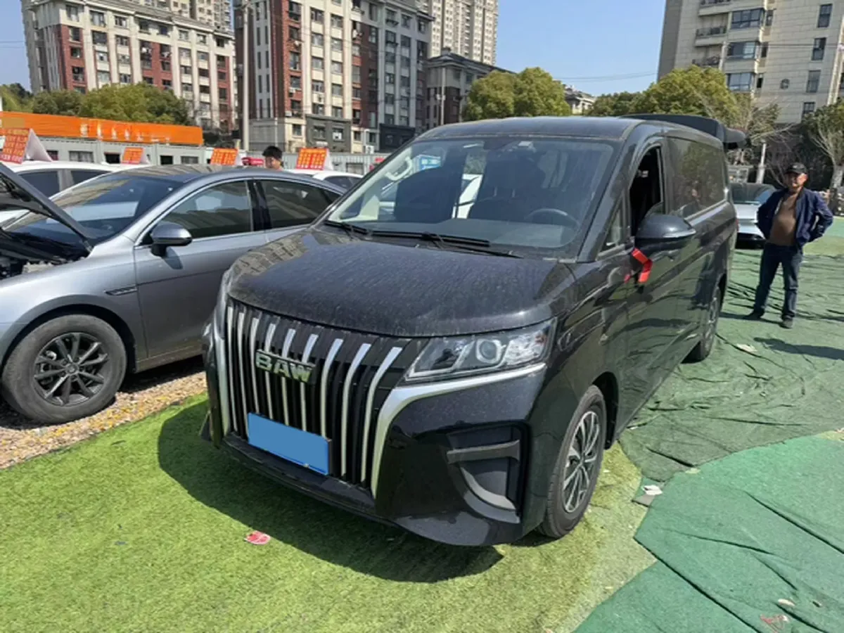 2025 BAW RuiSheng Trump M7 2.0L 122HP L4 5MT,autocango,china used car exporter,china ev exporter,chinese used car exporter,chinese used ev exporter
