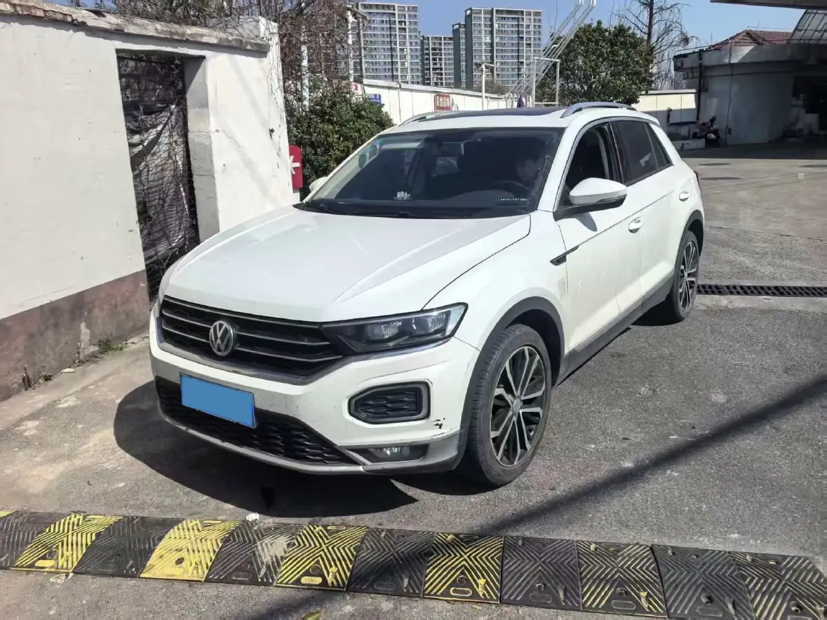2019 Volkswagen T-Roc 1.4T 150HP L4 7DCT,autocango,china used car exporter,china ev exporter,chinese used car exporter,chinese used ev exporter