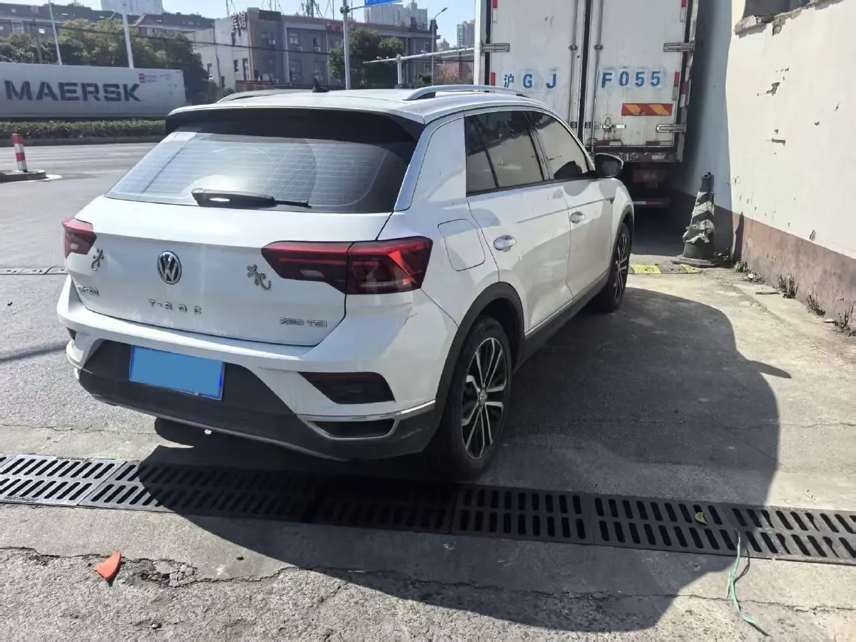 2019 Volkswagen T-Roc 1.4T 150HP L4 7DCT,autocango,china used car exporter,china ev exporter,chinese used car exporter,chinese used ev exporter