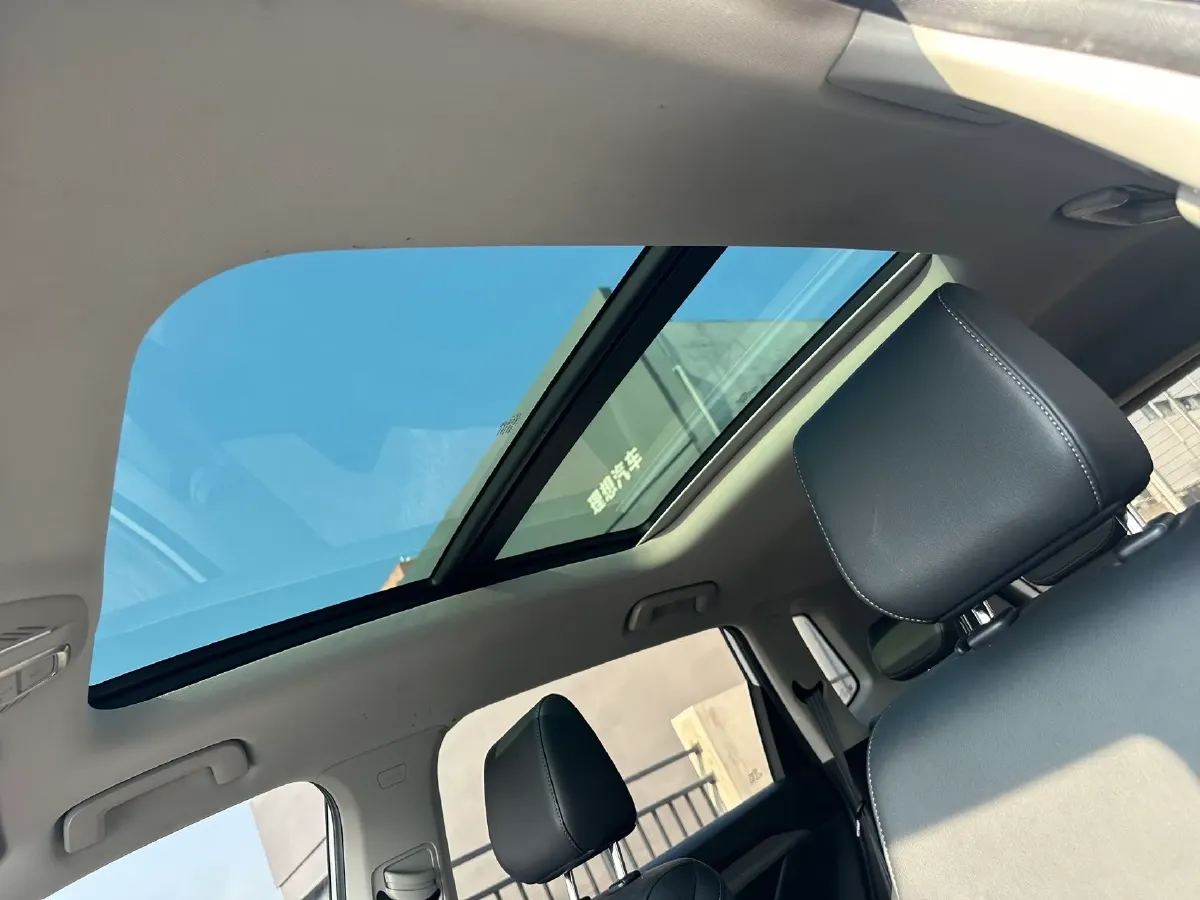 2021 WuLing XingChen 1.5T 147HP L4 CVT,autocango,china used car exporter,china ev exporter,chinese used car exporter,chinese used ev exporter