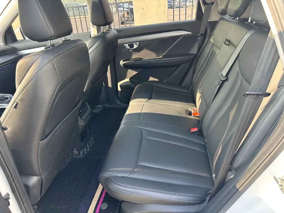 2021 WuLing XingChen 1.5T 147HP L4 CVT,autocango,china used car exporter,china ev exporter,chinese used car exporter,chinese used ev exporter