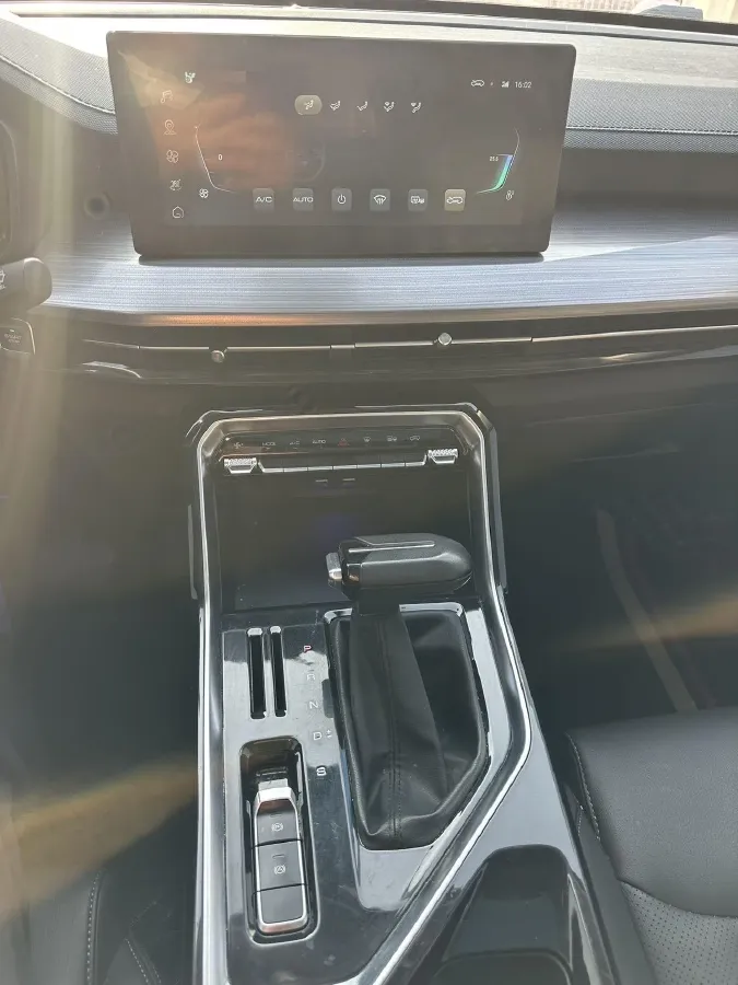 2021 WuLing XingChen 1.5T 147HP L4 CVT,autocango,china used car exporter,china ev exporter,chinese used car exporter,chinese used ev exporter