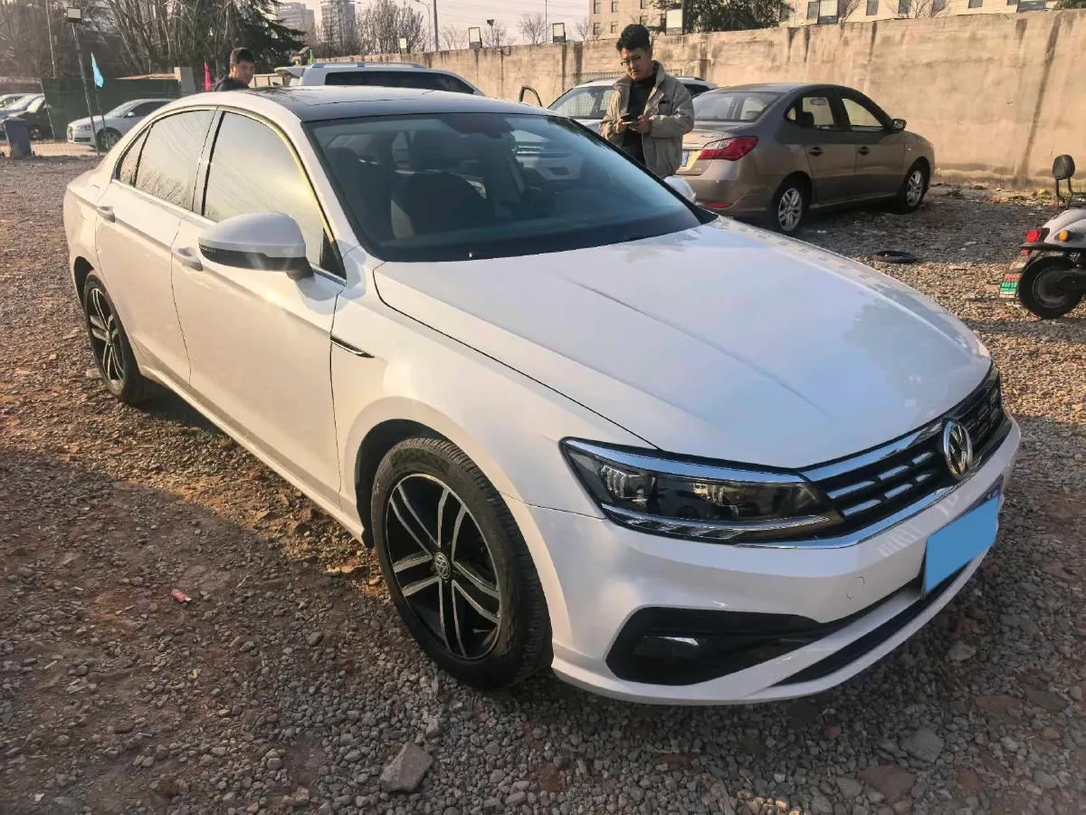 2019 Volkswagen Passat 1.4T 150HP L4 7DCT,autocango,china used car exporter,china ev exporter,chinese used car exporter,chinese used ev exporter