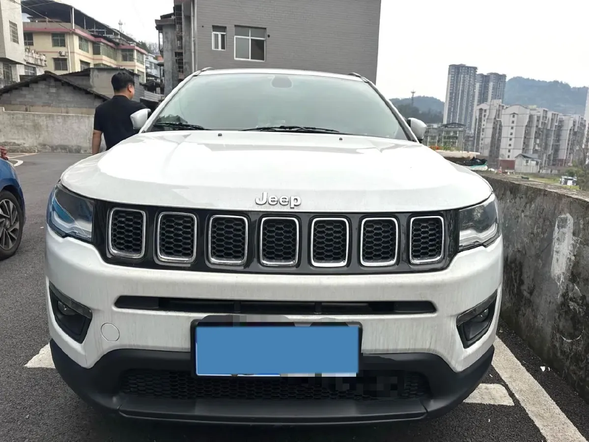 2020 Jeep Compass 1.3T 173HP L4 7DCT,autocango,china used car exporter,china ev exporter,chinese used car exporter,chinese used ev exporter