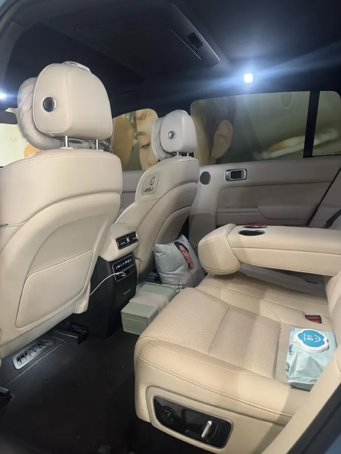 2023 Li L7 Range Extended 154HP REEV 40.9KWH,autocango,china used car exporter,china ev exporter,chinese used car exporter,chinese used ev exporter