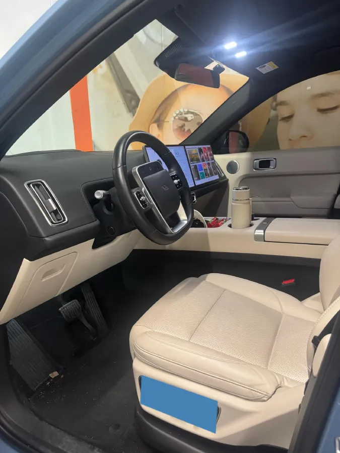2023 Li L7 Range Extended 154HP REEV 40.9KWH,autocango,china used car exporter,china ev exporter,chinese used car exporter,chinese used ev exporter